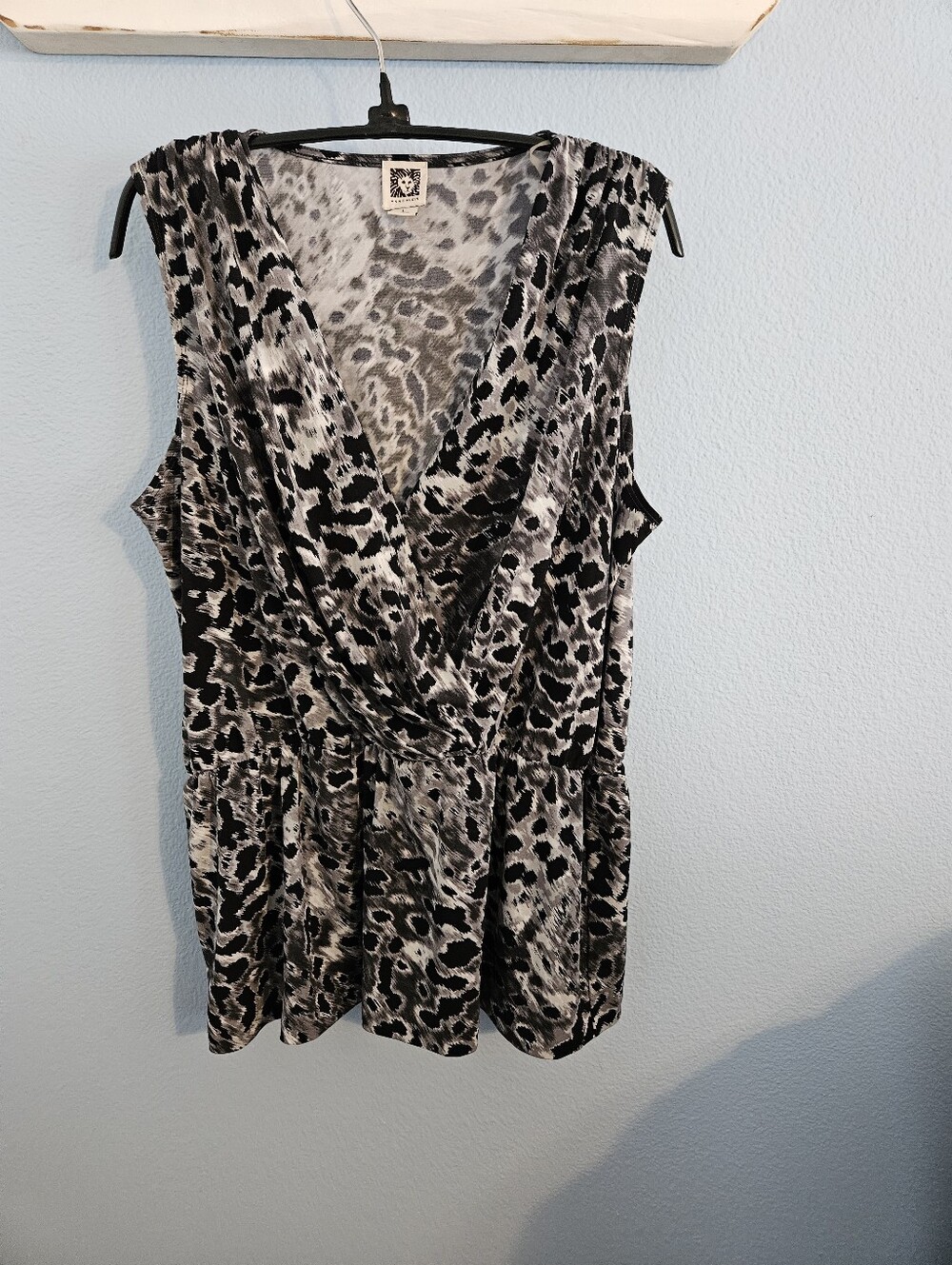 Anne Klein Black & Gray Animal Print Surplice Tank